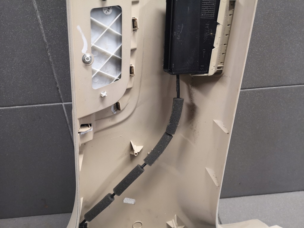 фото №9, Захист стійка b ліва audi a8 d3 кремовий