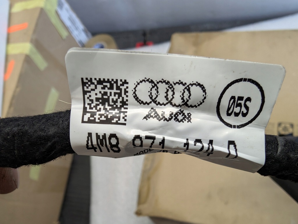 фото №10, Джгут трубопровід електропроводка фаркоп audi q8 rsq8 оригінальний номер 4m8971124d оригінал nowa