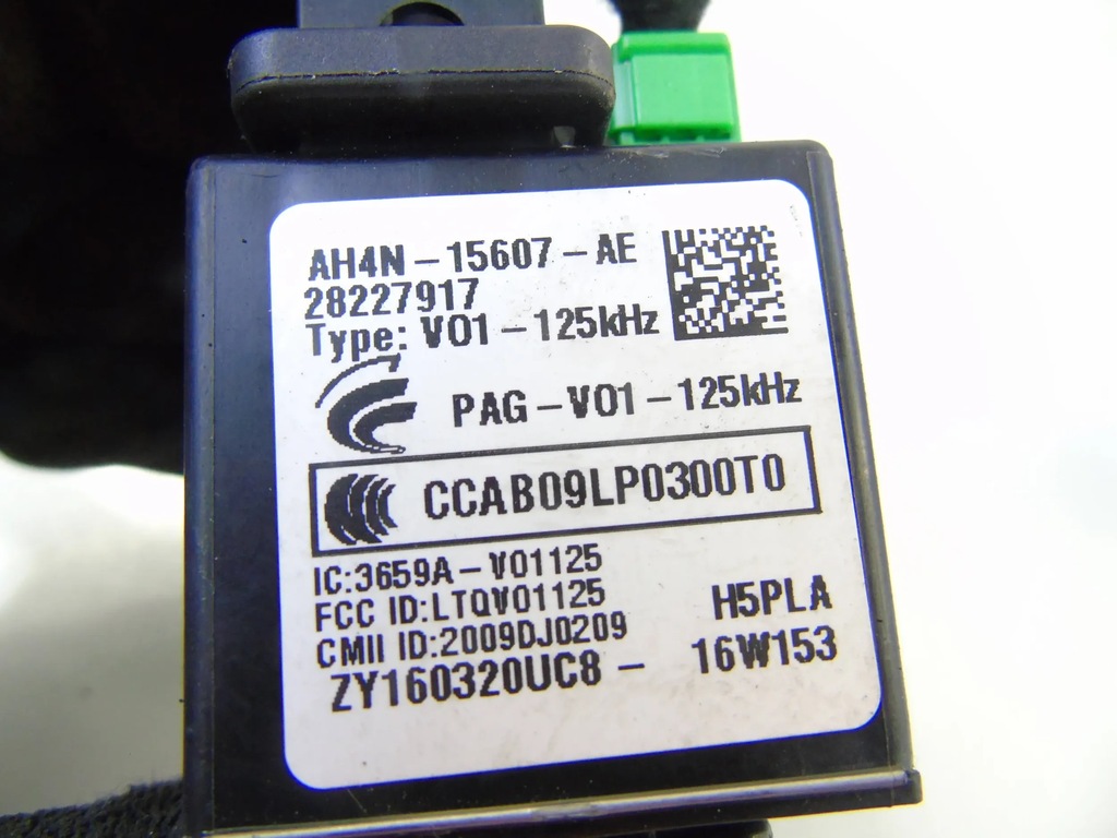 фото №7, Замок зажигания ключ pilot volvo v40 ii 30659639 ah4n-15607-ae