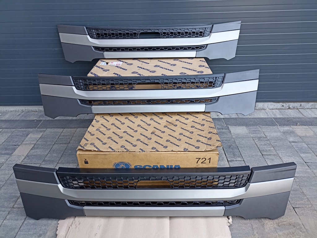 фото №1, Решётка радиатора подножка лавка scania r s ngs новый model