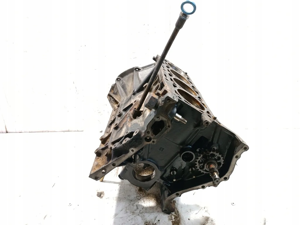 фото №13, Mercedes-benz 123 блок двигателя 200 бензин 80kw 109 hp m102.920 1984 голый