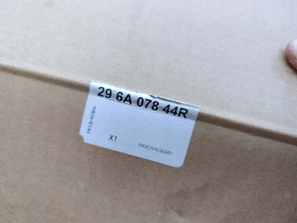 Блок запалювання інвертор конвертер renault megane v e-tech 22- 296a07844r Зі Шроту