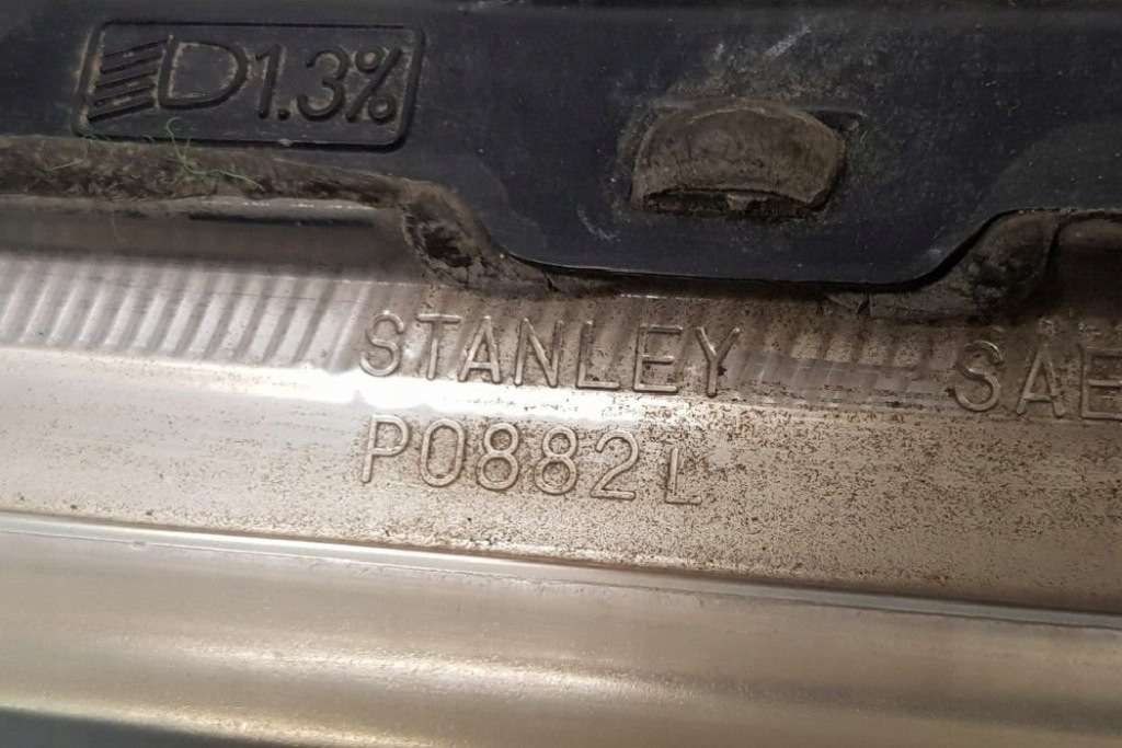 фото №8, Лампа ліва передня honda civic vii coupe em2 p0882l 1.7l бензиновий 88kw