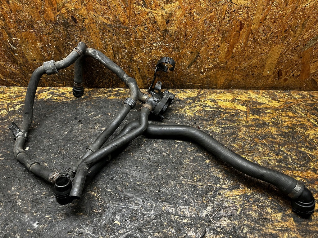 фото №1, Шланг трубка магістраль водяна насос 2.0 tdi 5g0965567 5q0121619d