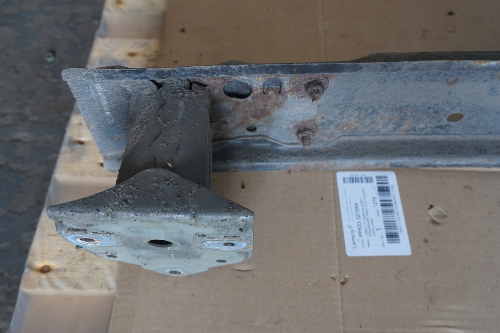 фото №11, Toyota verso балка бампера передний 1g3 2011rok 520210f021 52021-0f021