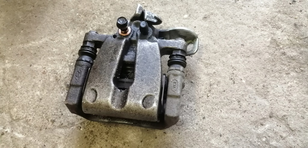 фото №1, Hyundai i30 ii супорт правий задня задній