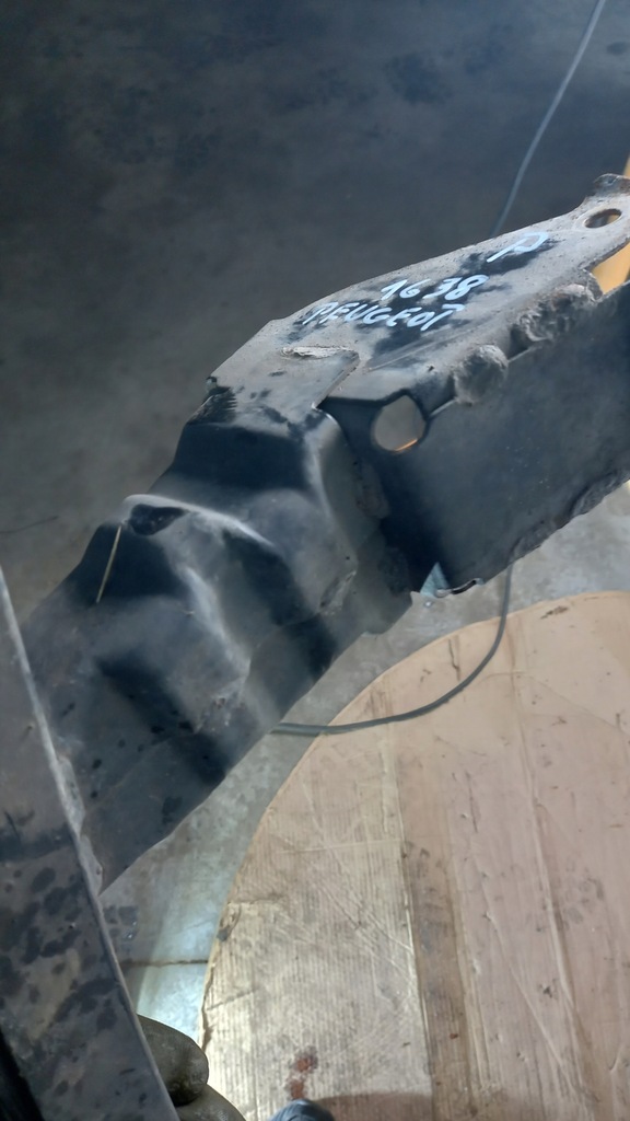 фото №8, Балка pod бампер peugeot 807 02r