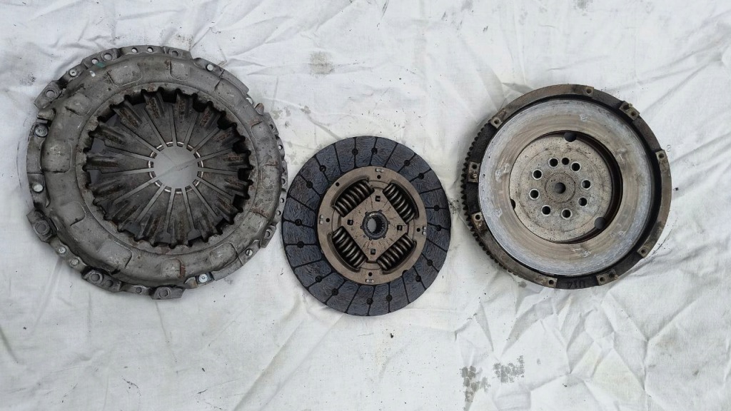 фото №1, Hyundai i30 2 ii 1.4 crdi сцепление двухмассовый маховик диск прижим warszawa