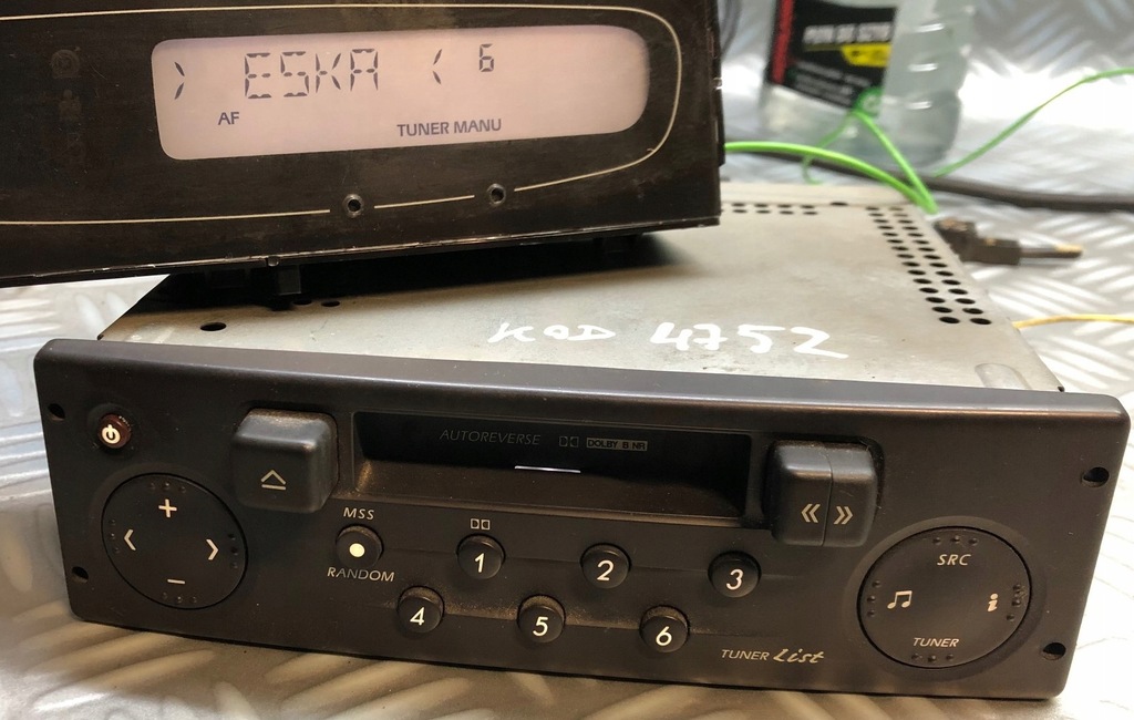 фото №1, Renault laguna ii радио 8200002606 plus kod