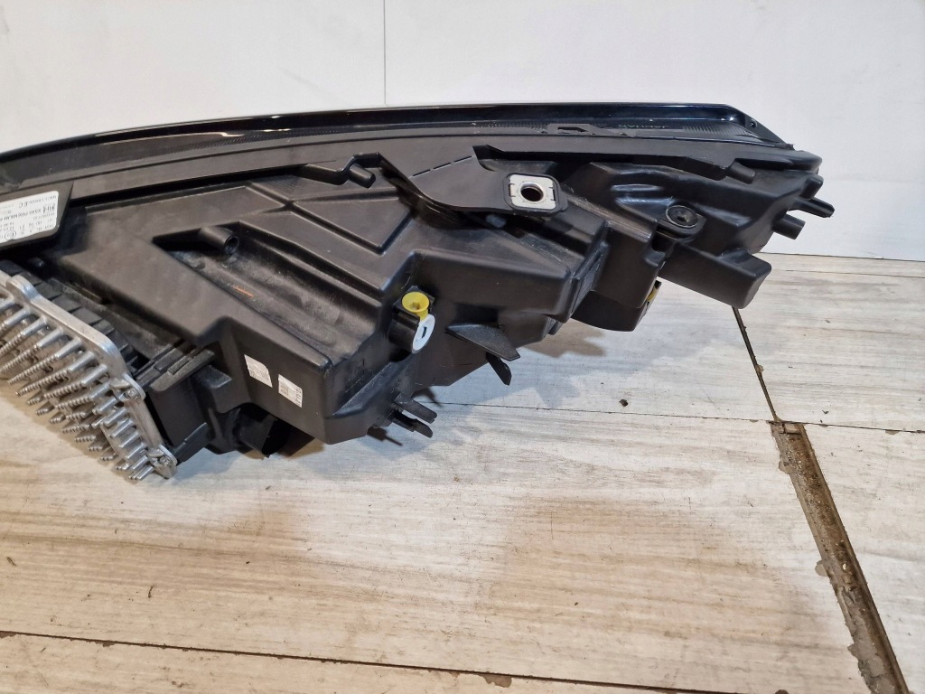 Фара правий перед jaguar e-pace led рестайлінг  x540 m9c3-13w029-ec premium rt Київ