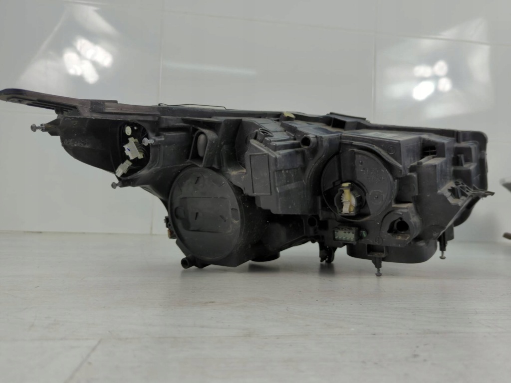 Купить Лампа передняя левая сторона opel crossland x facelift 2021 39153433