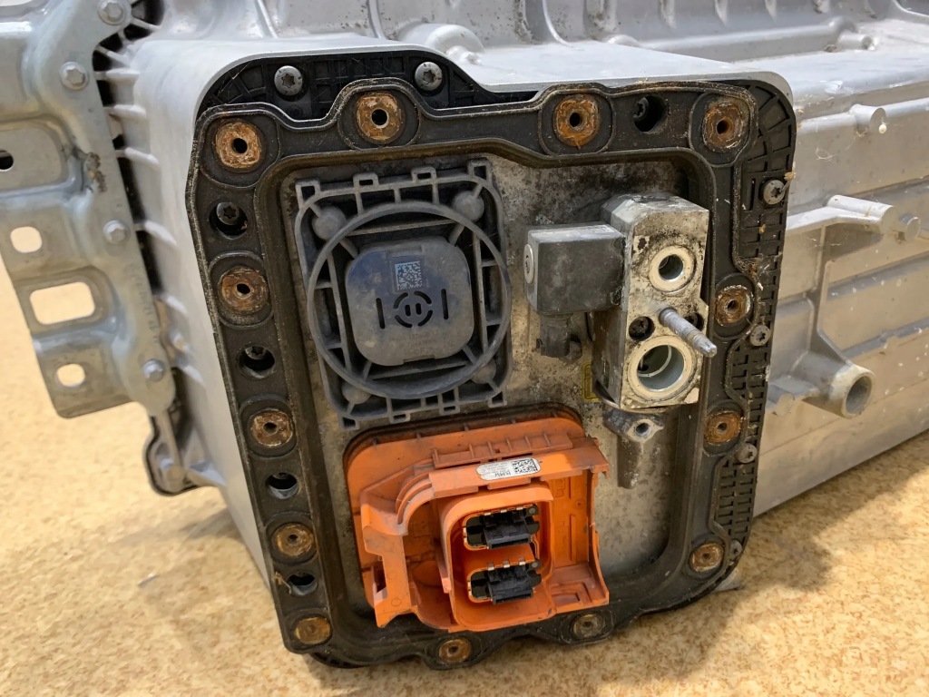 фото №9, Bmw 3 f30 lci 330e аккумулятор аккумулятор 26ah состояние idealny