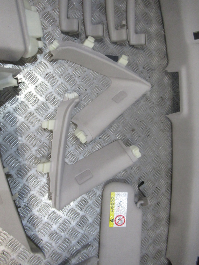 фото №6, Maserati levante стеля стійки alcantara комплект