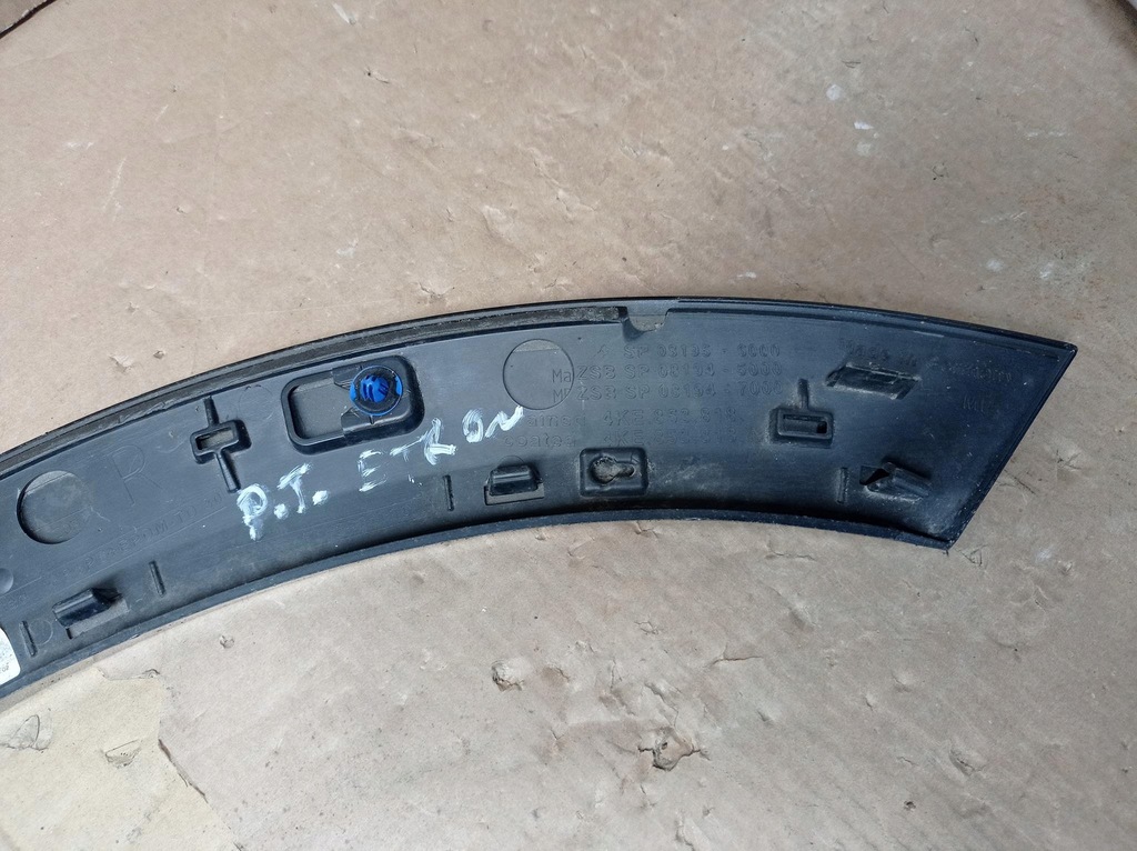 фото №8, Молдинг крыла правый задняя audi etrom 4ke853026e