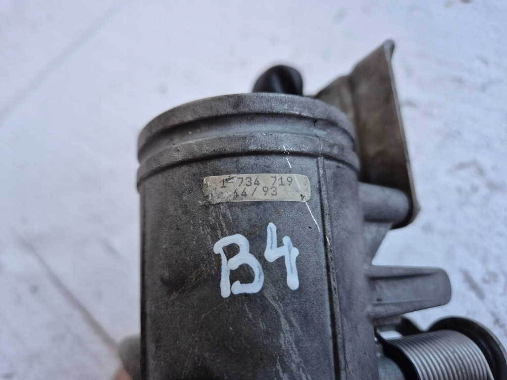 Дросельна заслінка 1734719 bmw e36 1.6b в Україні