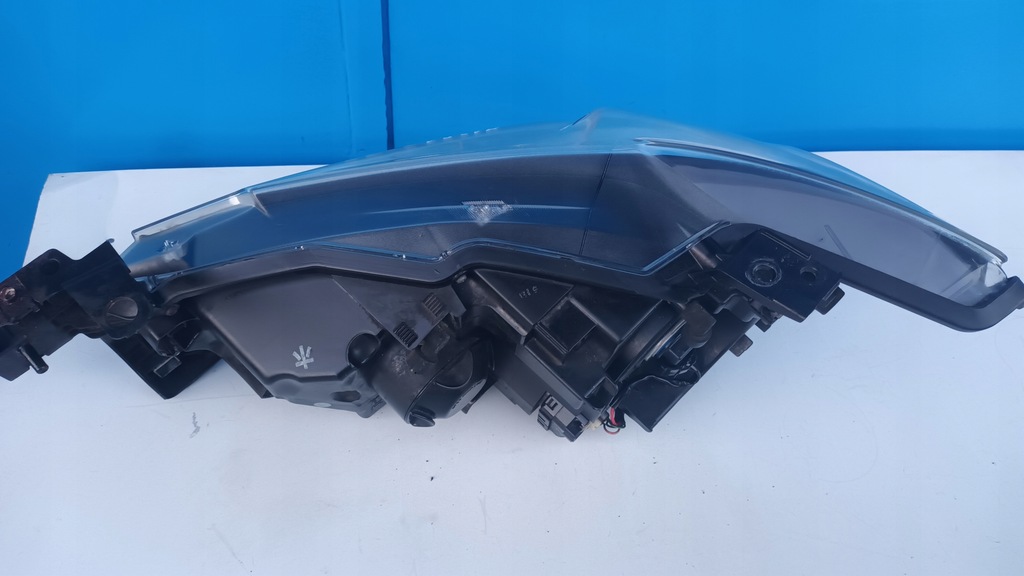 фото №3, Mazda 6 gj 12-16 r лампа передняя правая линза