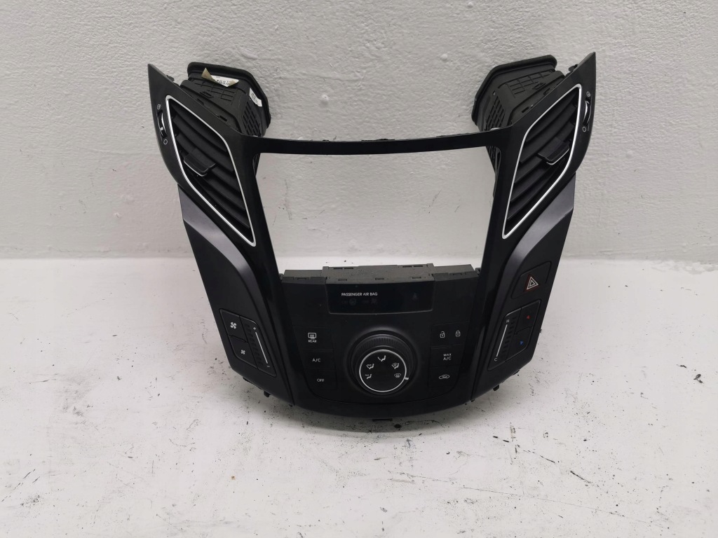 фото №1, Панель кондиціонера рамка hyundai i40 97250-3zrc0