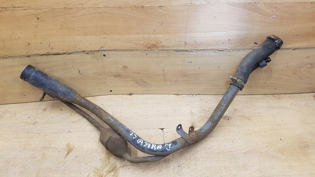 фото №1, Opel astra j 2013 труба заливної пального