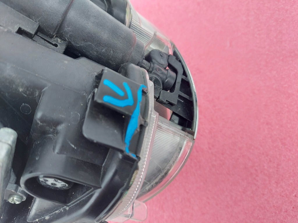 фото №7, Fiat 500 лампа левая перед передняя ксенон kpl