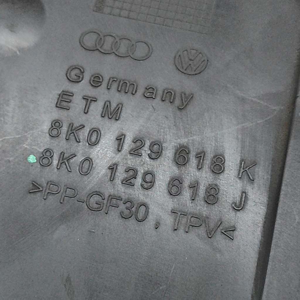 фото №7, Audi a5 8t 8f 2015 часть трубы впуска воздуха