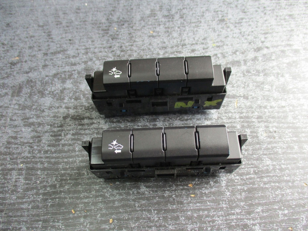 фото №1, Перемикач панель lexus nx 75h363