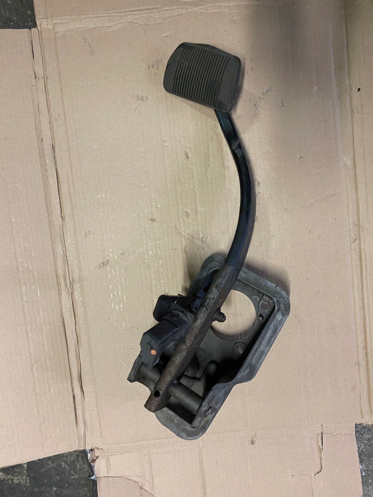 фото №1, Педаль гальма jeep grand cherokee 3.6 wk2