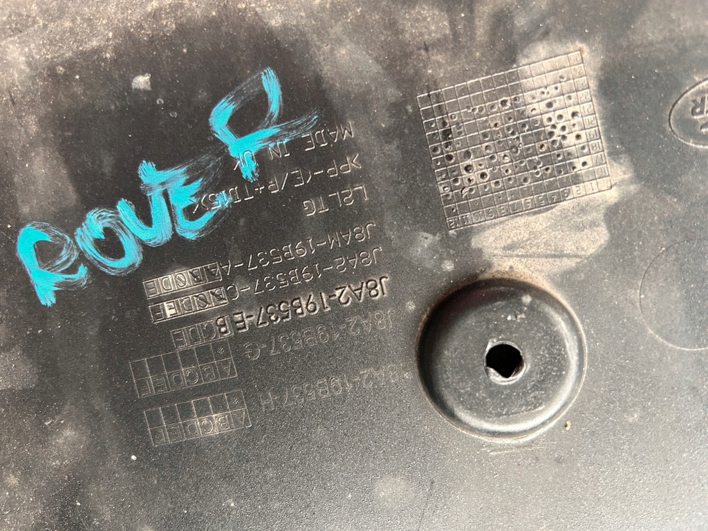 фото №4, Land range rover velar j8a2-19b537-eb спойлер защита бампера оригинал