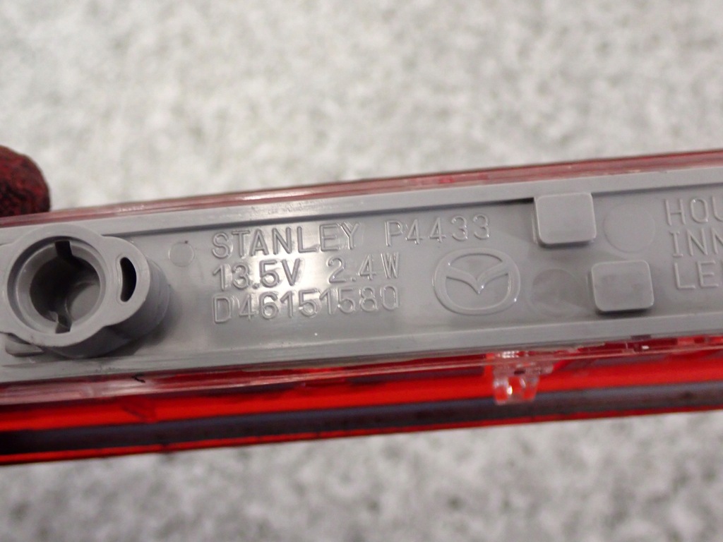 фото №8, Mazda5 mazda 5 ii cw 10- лампа w крышка 3-ci стоп