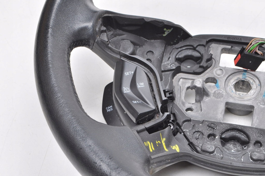 фото №6, Ford kuga mk2 повітропровід шкіряний багатофункціональний