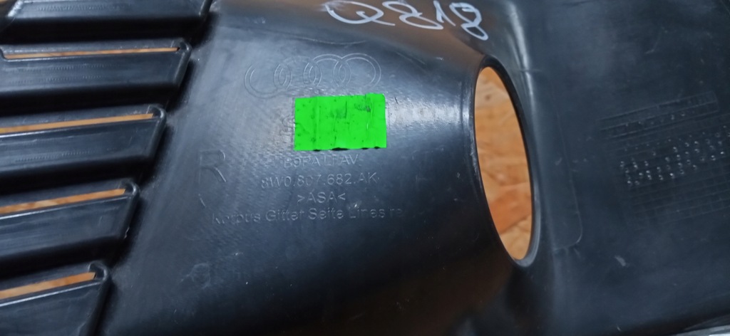 фото №11, Audi a4 b9 lift 19- решётка заглушка решётка радиатора бампера правая перед 8w0807682ak