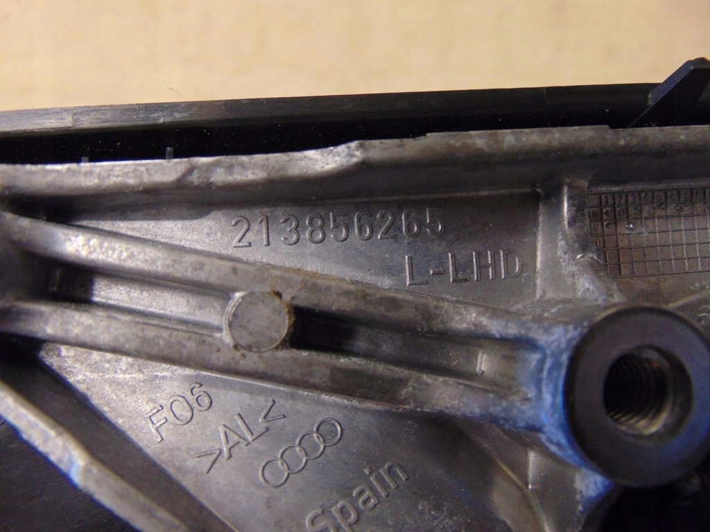 фото №13, Зеркало левая audi a1 82b 8 pin europa