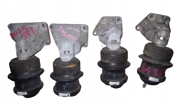 Купити Кронштейн подушка двигуна lexus gs300 3.5 3.0 2gr