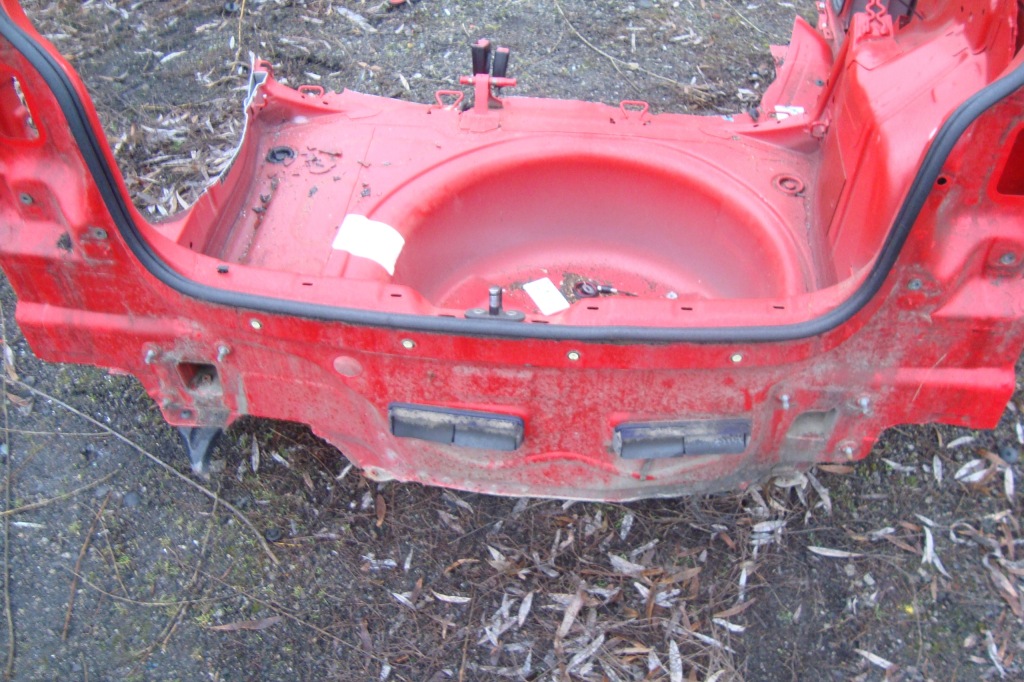 фото №1, Pas пол поддон задняя 3d vw polo 9n 01-