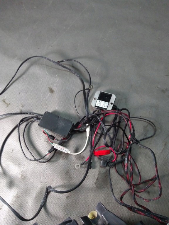 фото №6, Dodge charger 15+ лампы передние led комплект