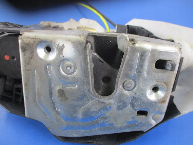 фото №2, Mercedes s w220 замок дверь задняя правый+ трос