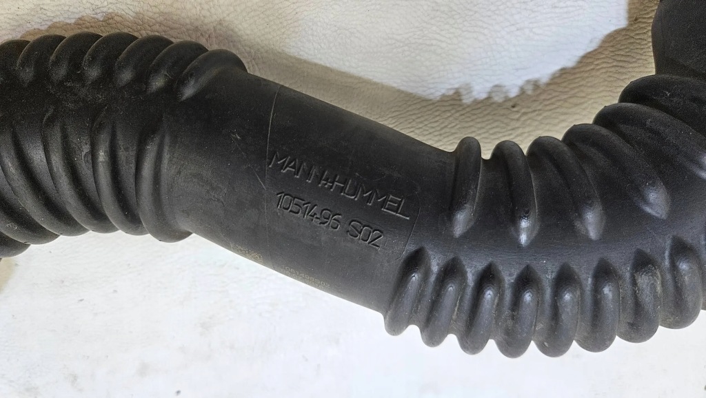 фото №2, Шланг труба інтеркулер mercedes a2465200001