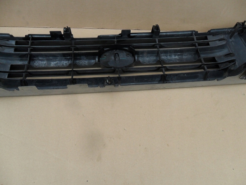 фото №10, Toyota hilux yn 1995 1996 1997 1998 1999 решётка радиатора