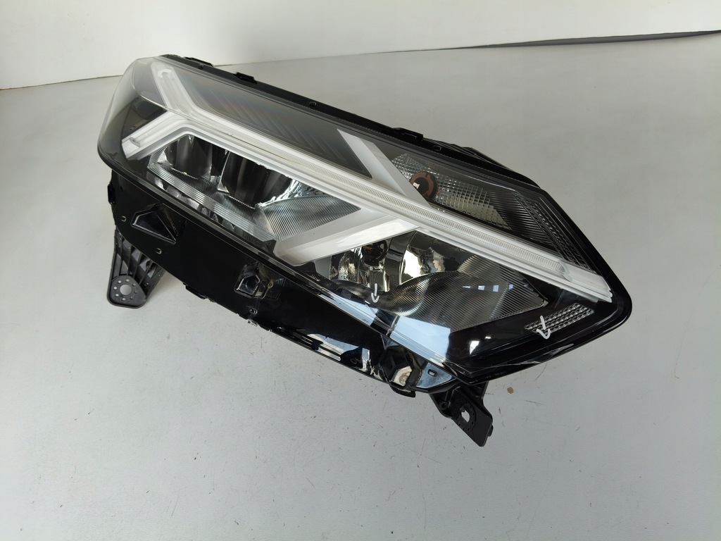 фото №1, Лампа правая фара dacia sandero iii 20- logan jogger full led