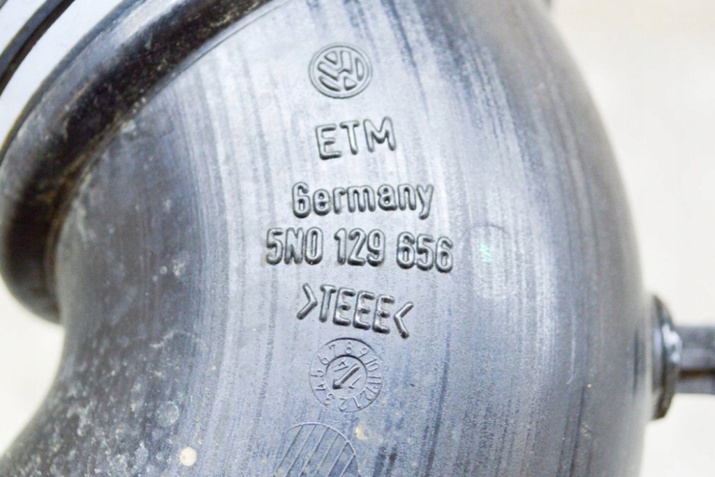 фото №6, Volkswagen tiguan 5n труба впуска воздуха 5n0129656 2.0 дизель 103kw 2014