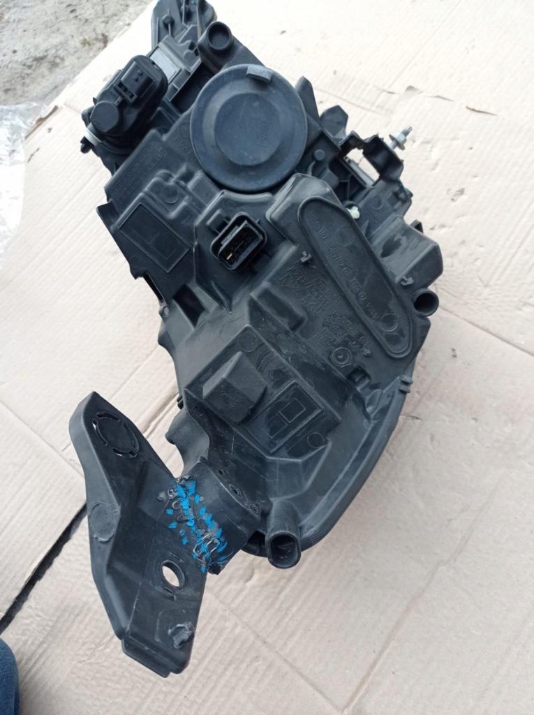 Фара передняя перед левая фара peugeot 208 2 2008 2 full led 19- европа Киев