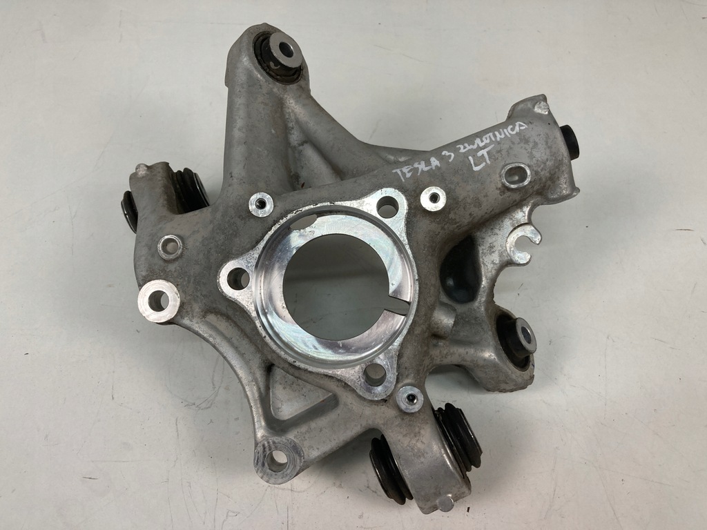 фото №1, Поворотный кулак левая задняя tesla 3