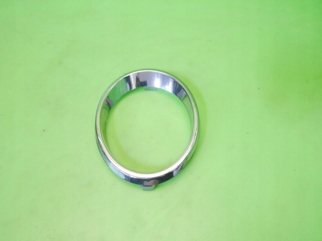 фото №2, Рамка противотуманной фары правая 261a21822r renault kadjar i 15-18