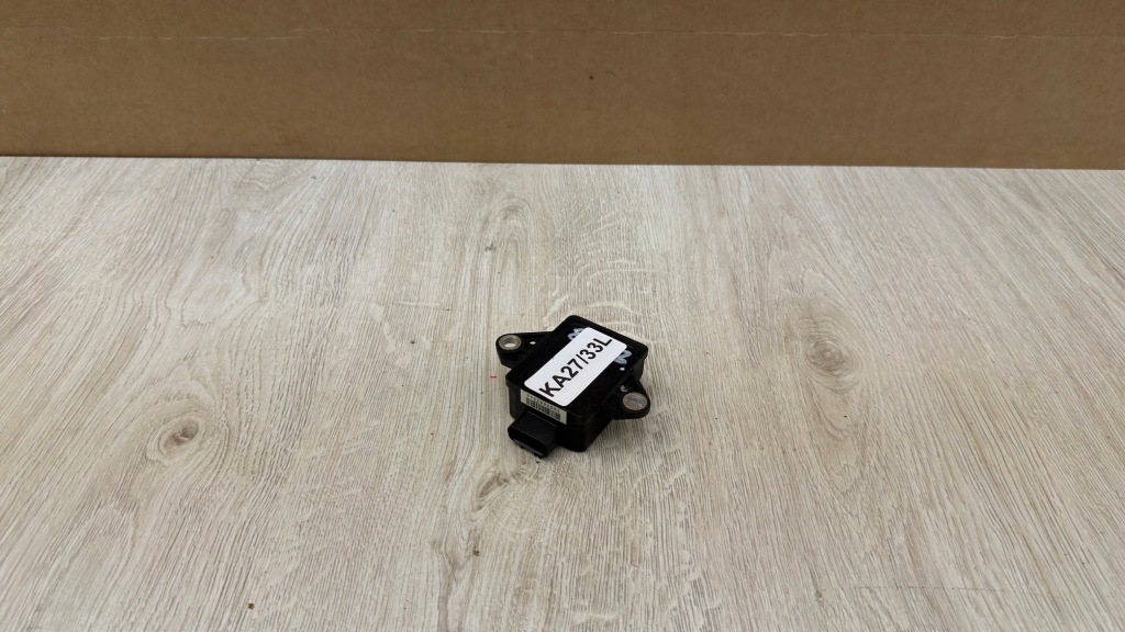фото №1, Датчик esp модуль toyota yaris 2 ii lexus is 89183-60020 ka27/33l