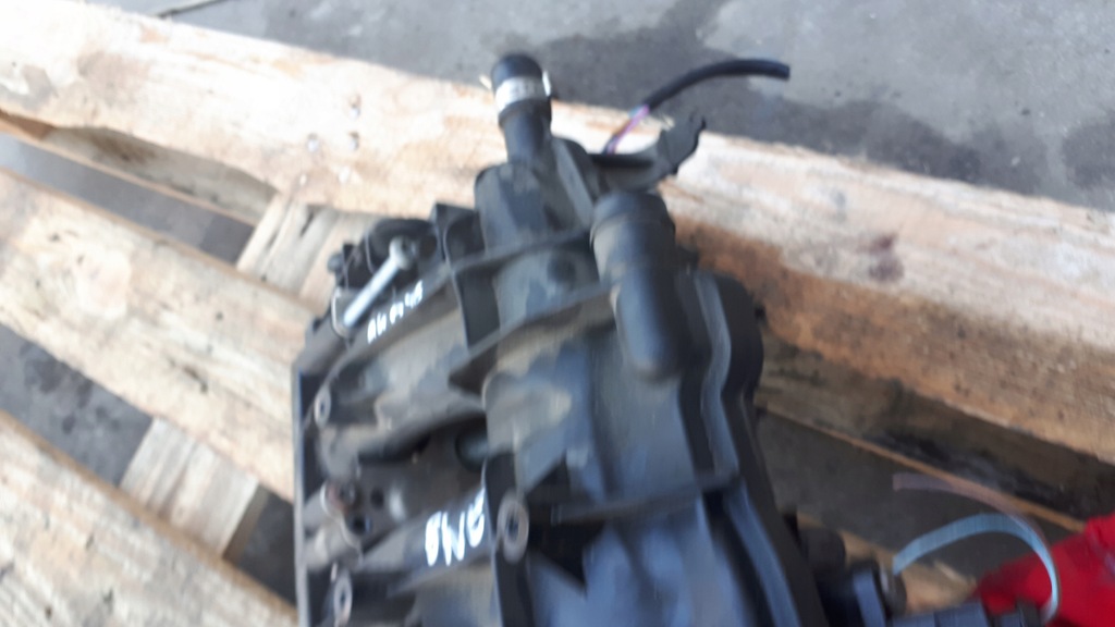 фото №6, A4 b7 колектор всмоктуючий регулятор 2.0 tfsi a6 c6