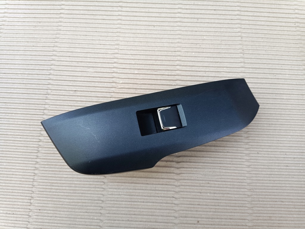 фото №1, Переключатель окон задняя правый lexus nx 300h lift