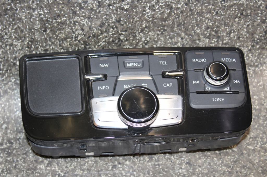 Купити Audi a8 d4 09-18 панель navi радіо mmi