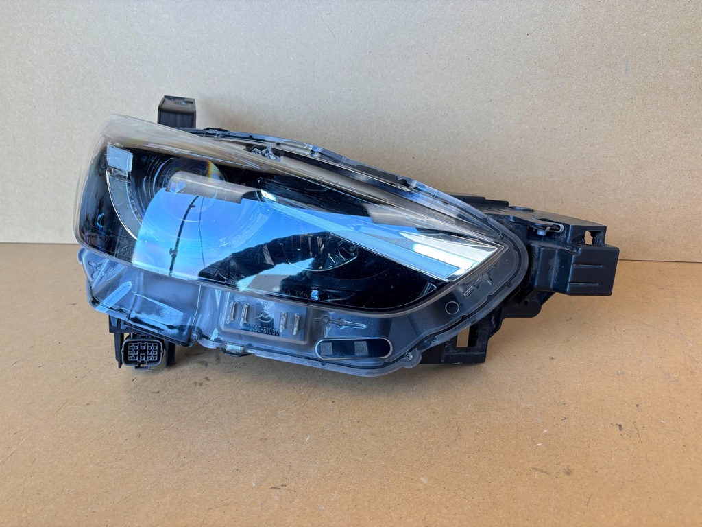 фото №3, Фара правий перед mazda cx-3 full led