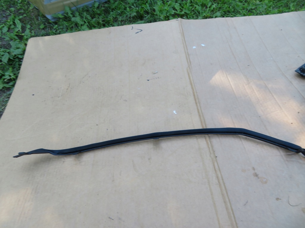 фото №8, Накладки уплотнительные правое volvo v90 32274034