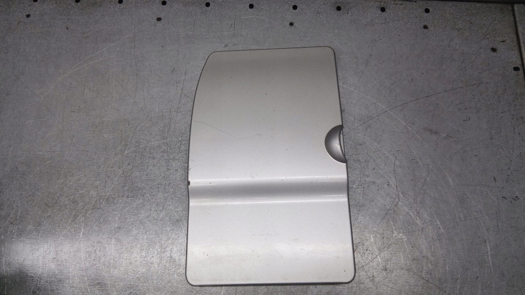 Купити Кришка заливної пального opel vivaro a 1.9dci f9k jl9