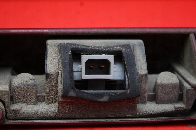 фото №11, Накладка кришки задня задня bordowa 8d9827574 audi a3 8l 3d 96-00